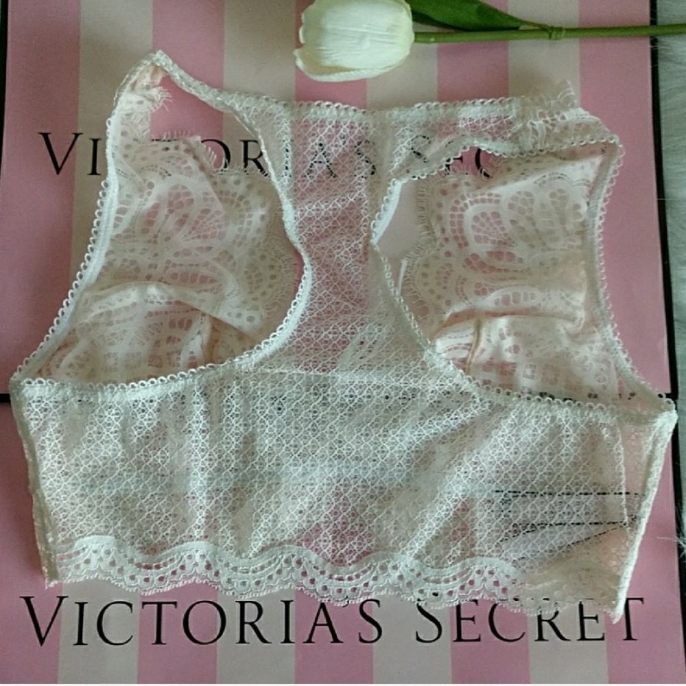 Size S🌺 VICTORIA'S SECRET BRALETTE - Picture 4 of 5